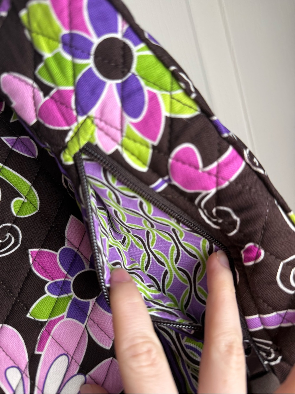 NWT Vera Bradley Purple Punch Lisa B Shoulder Bag– Retired Rare Pattern - Picture 5 of 7
